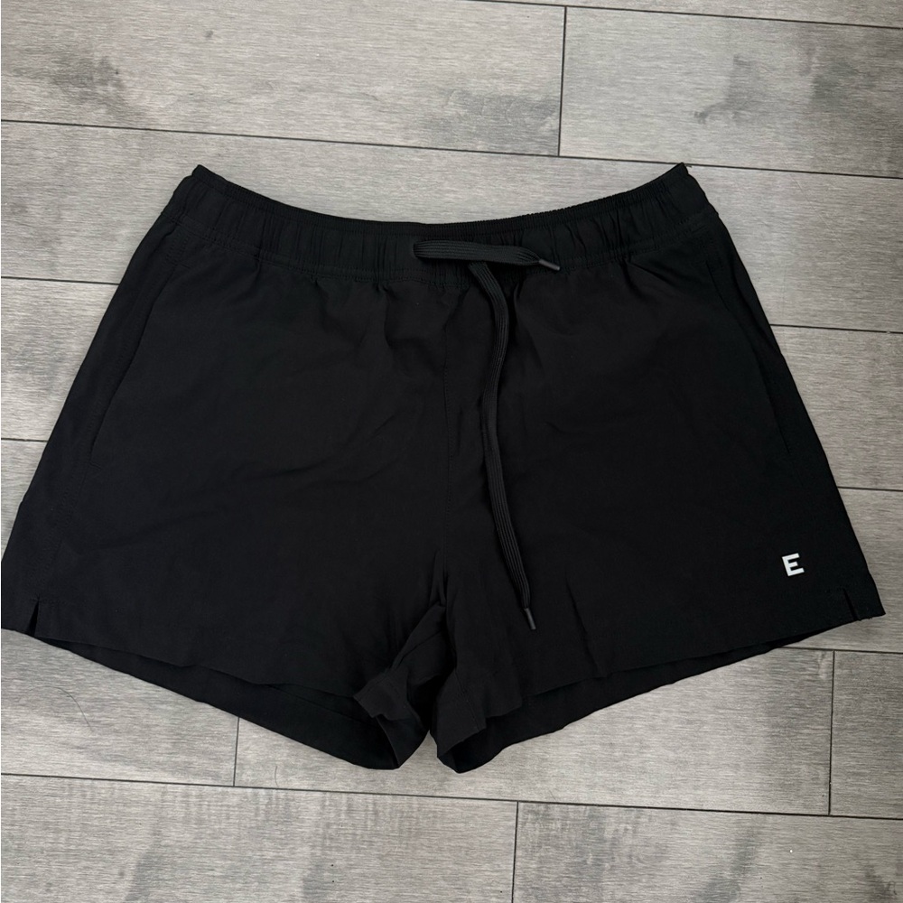 Everlane workout shorts